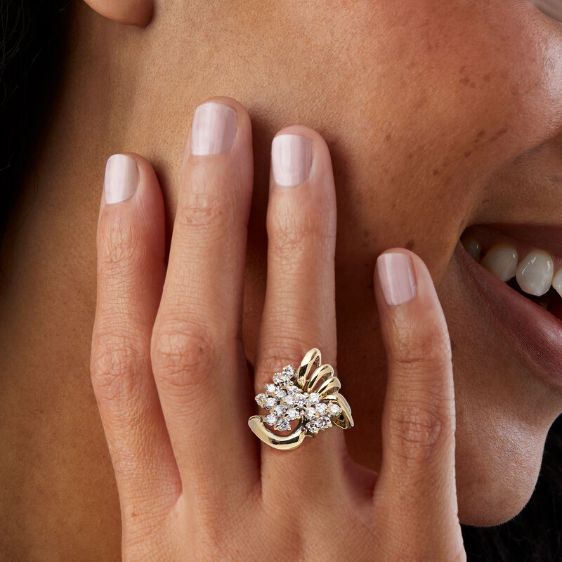 C. 1980 Vintage 1.00 ct. t.w. Diamond Cluster Ring in 14kt Yellow Gold. Size 7 image number 1