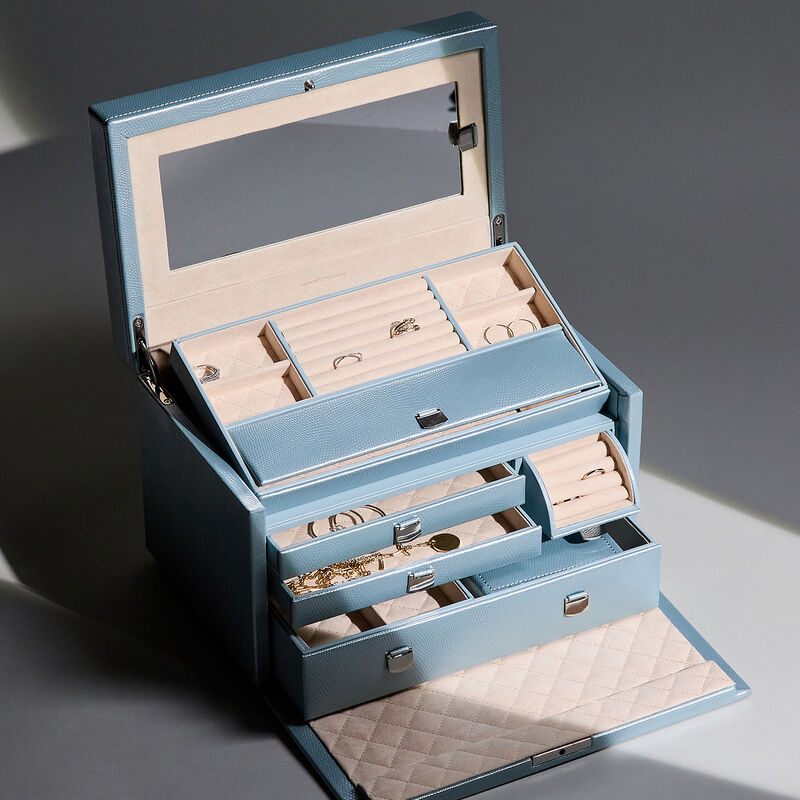 Wolf &quot;London&quot; Ice-Blue Leather Medium Jewelry Box image number 5