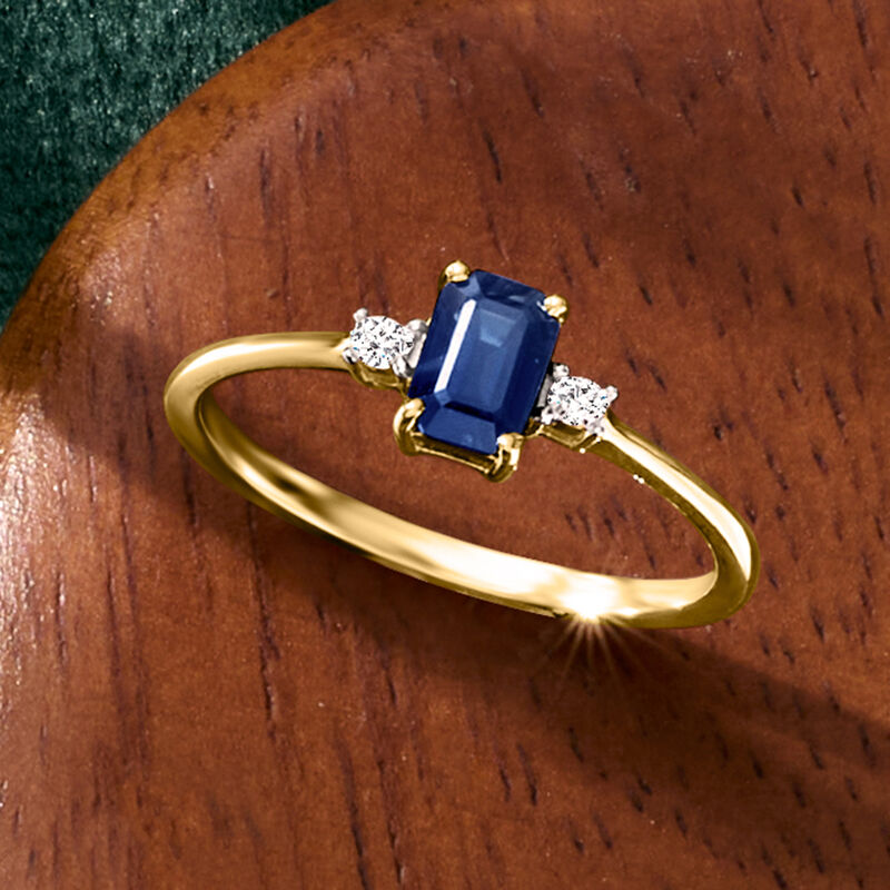 .50 Carat Sapphire Ring with Diamonds in 10kt Yellow Gold image number 3