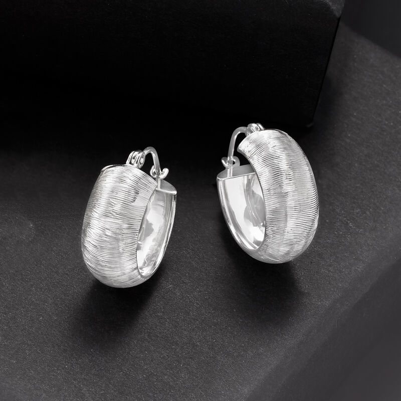 14kt White Gold Textured and Polished Huggie Hoop Earrings. 5/8&quot; image number 3