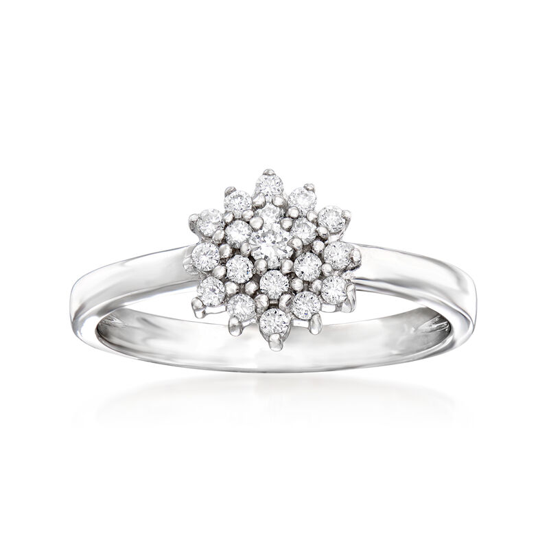 C. 1990 Vintage Giantti .25 ct. t.w. Diamond Cluster Ring in 18kt White Gold image number 0