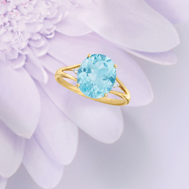 5.50 Carat Swiss Blue Topaz Ring with Diamond Accents in 14kt Yellow Gold image number 3