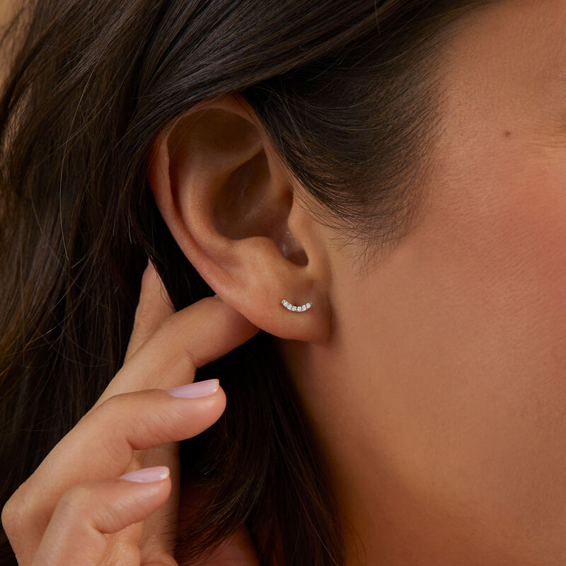 Diamond Curved Bar Single Flat-Back Stud Earring in Sterling Silver  image number 3