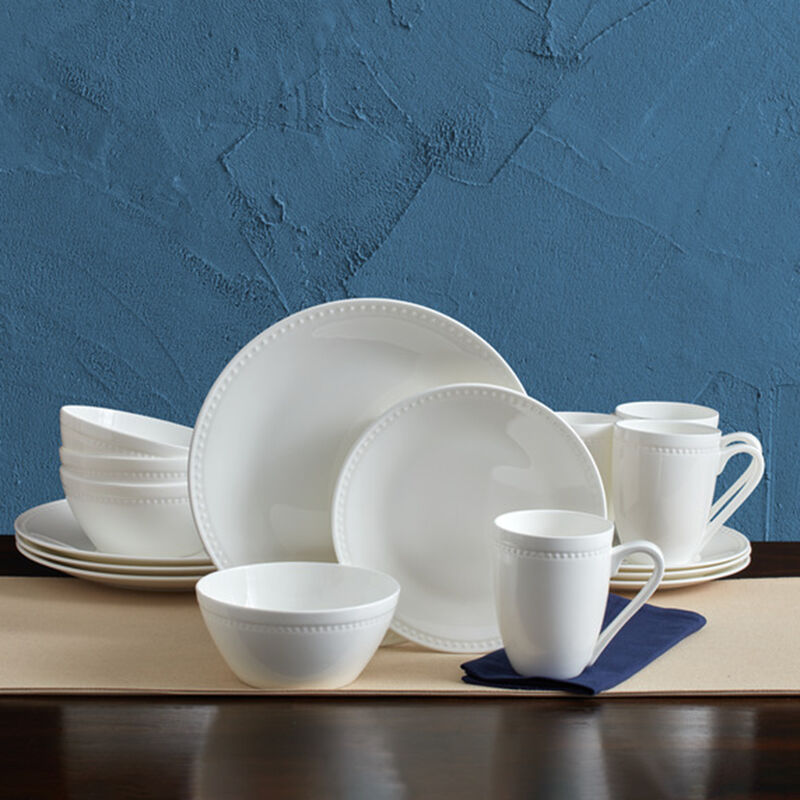 Mikasa &quot;Loria&quot; 16-pc. Service for 4 Dinnerware Set image number 2
