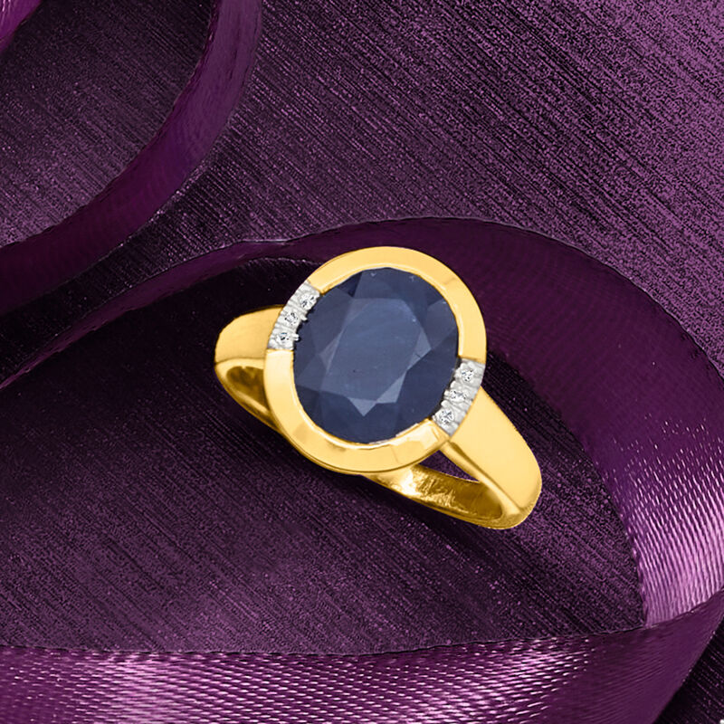 4.50 Carat Sapphire Ring with Diamonds in 14kt Yellow Gold image number 4
