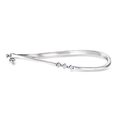 C. 1990 Vintage .25 ct. t.w. Diamond Bangle Bracelet in 14kt White Gold