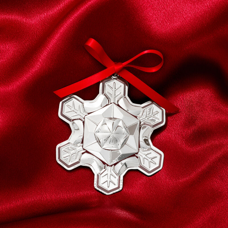 Gorham 2025 Annual Sterling Silver Snowflake Ornament - 56th Edition image number 2