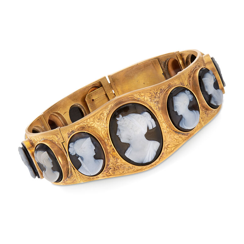 C. 1930 Vintage Black Agate Multi-Cameo Bracelet in 18kt Yellow Gold image number 0