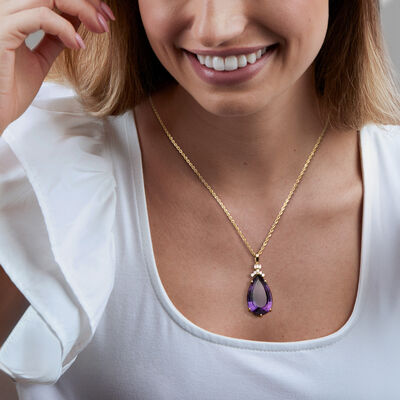 C. 1980 Vintage 26.50 Carat Amethyst Pendant Necklace with .40 ct. t.w. Diamonds in 14kt Yellow Gold