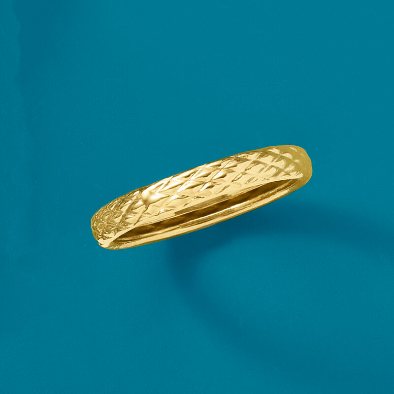 18kt Yellow Gold Quilted Ring image number 3