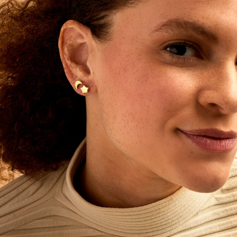 Italian 14kt Yellow Gold Jewelry Set: 5 Interchangeable Mismatched Stud Earrings image number 3