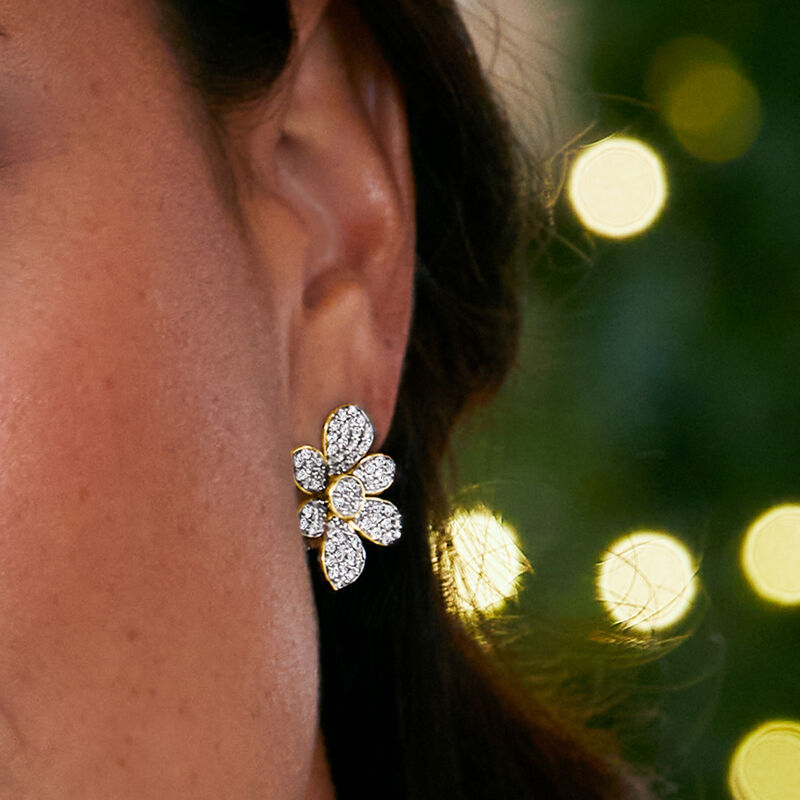 1.50 ct. t.w. Diamond Flower Earrings in 14kt Yellow Gold image number 6