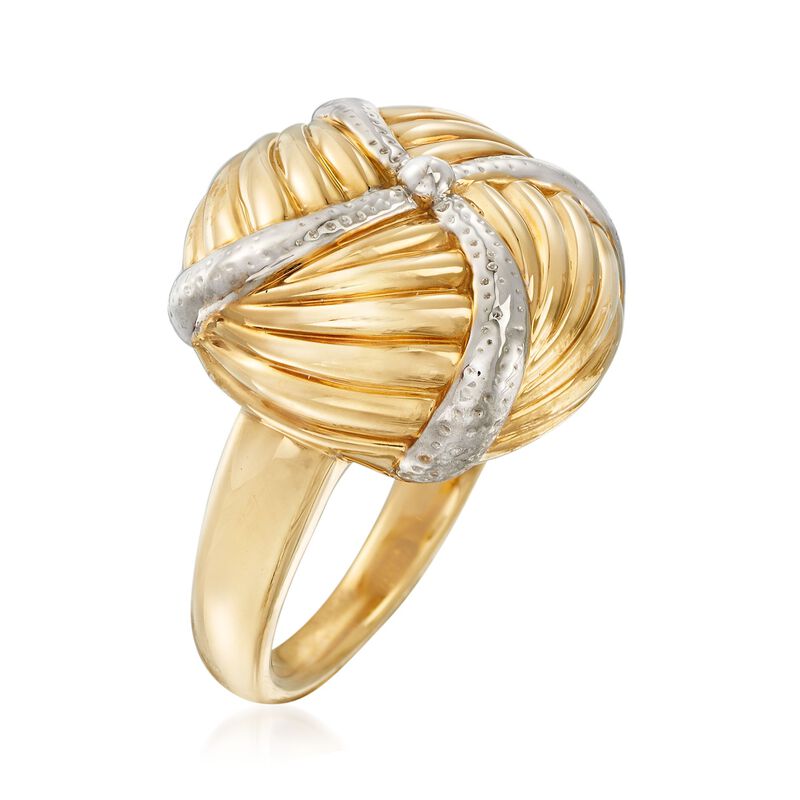 14kt Yellow Gold Ribbed Pinwheel Ring. Size 9 image number 2