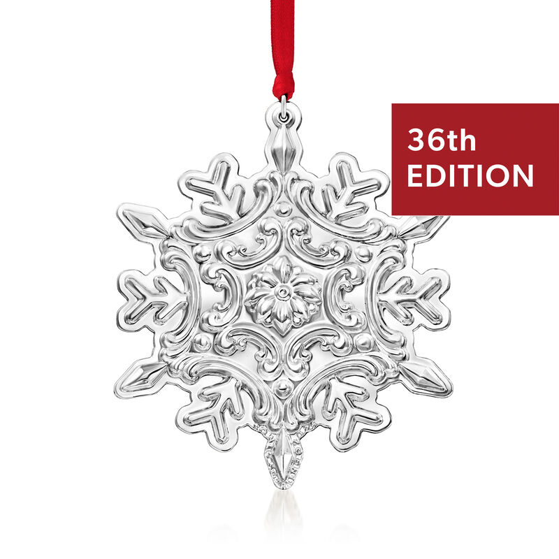 Towle 2025 Annual &quot;Old Master&quot; Sterling Silver Snowflake Ornament - 36th Edition image number 0