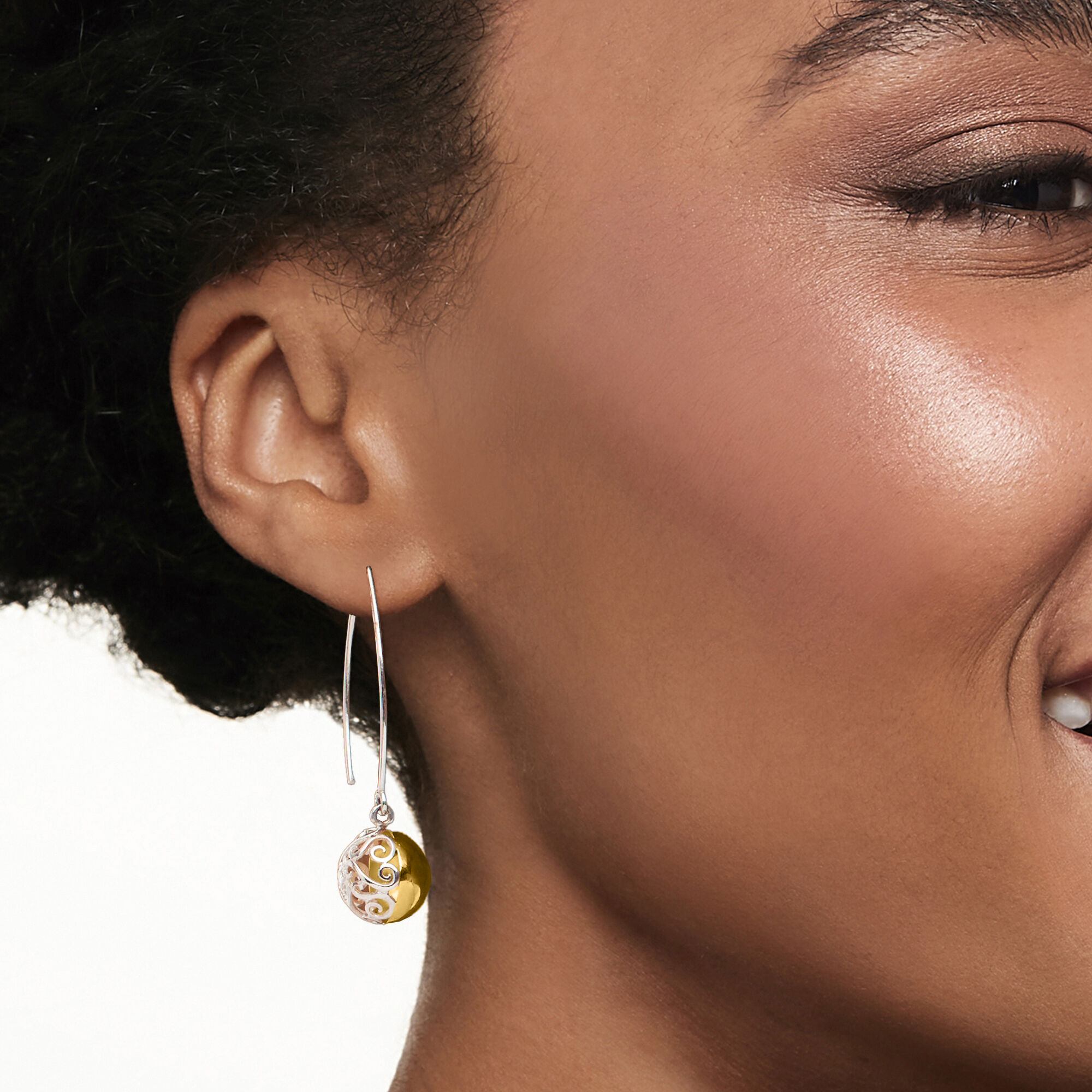 Reversible ball earrings top