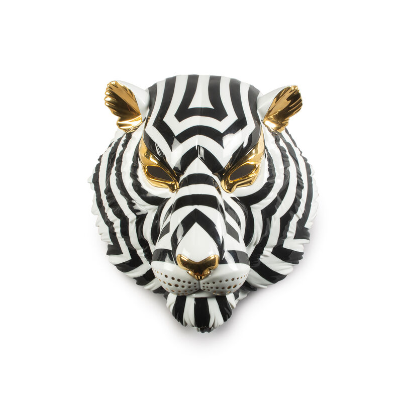 Lladro &quot;Tiger Mask&quot; Porcelain Figurine image number 0