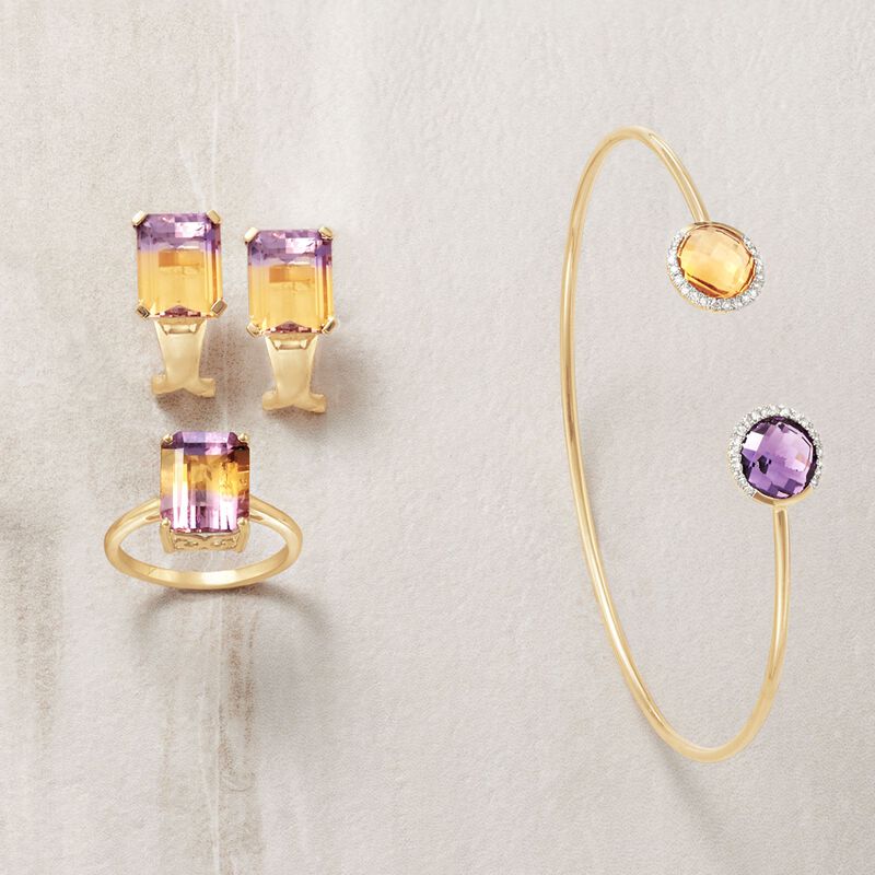 3.40 Carat Ametrine Solitaire Ring in 14kt Yellow Gold image number 3