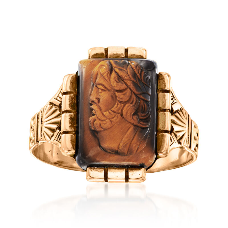 C. 1890 Vintage Tiger Eye Cameo Ring in 9kt Yellow Gold. Size 5.25 image number 0