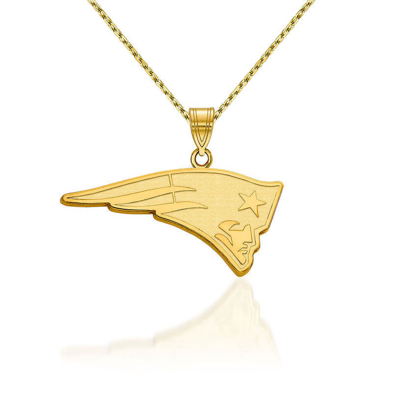 14kt Yellow Gold NFL New England Patriots Pendant Necklace. 18&quot; image number 0