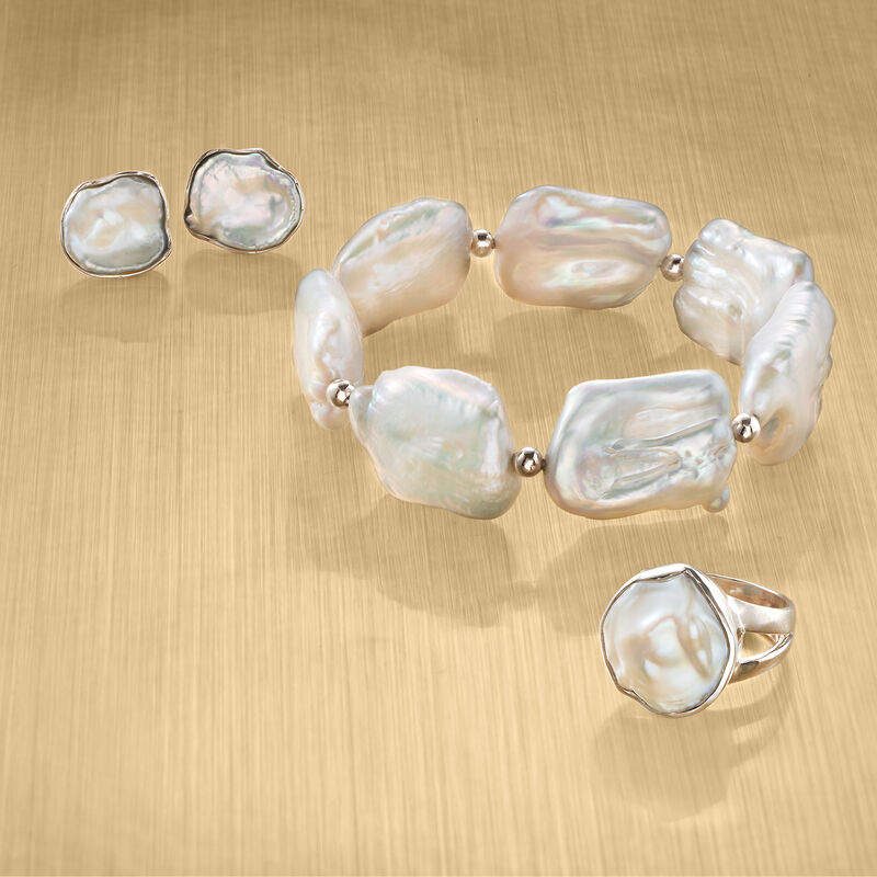 17-20mm Cultured Baroque Pearl Stretch Bracelet with Sterling Silver image number 2