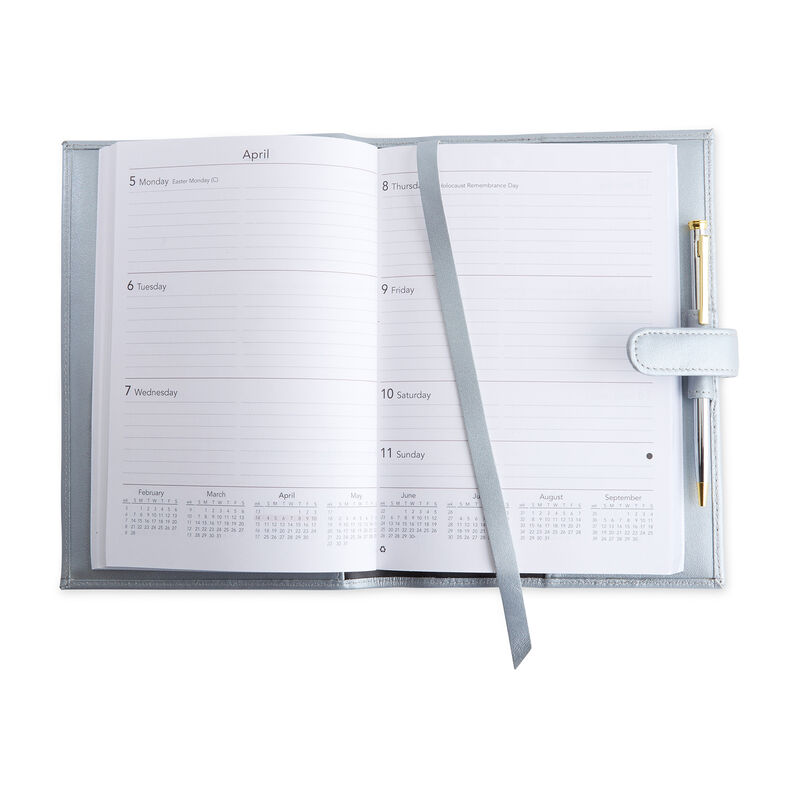 Royce Personalized 2023 Silver Leather Executive Weekly Planner image number 0
