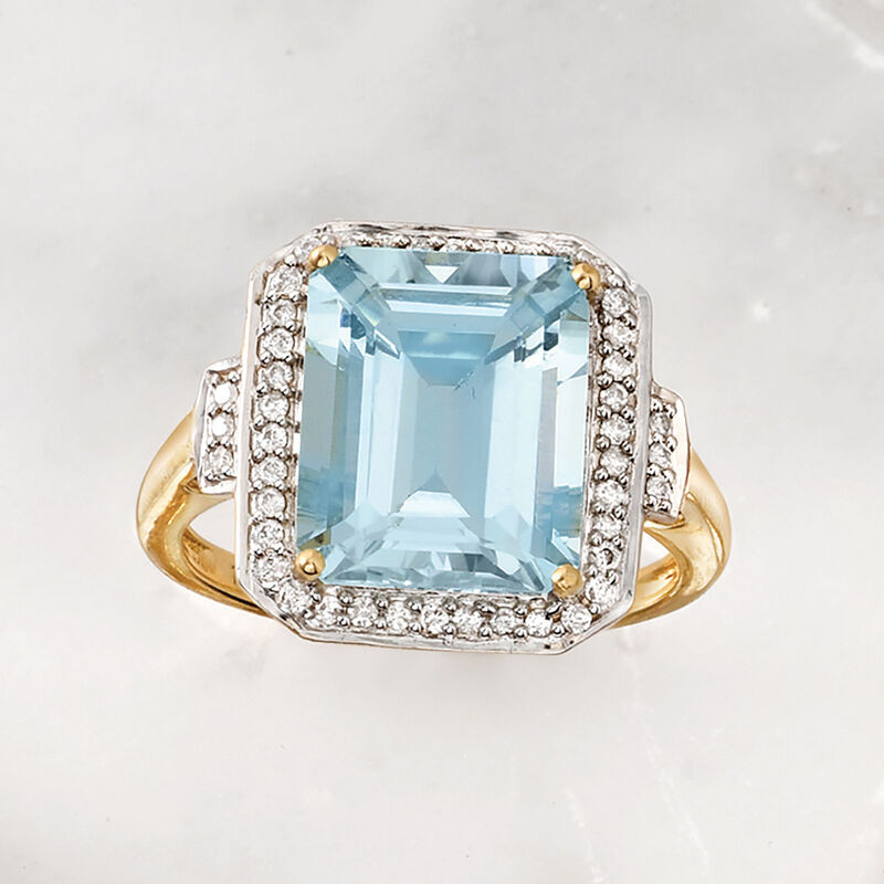5.00 Carat Aquamarine and .22 ct. t.w. Diamond Ring in 14kt Yellow Gold image number 4