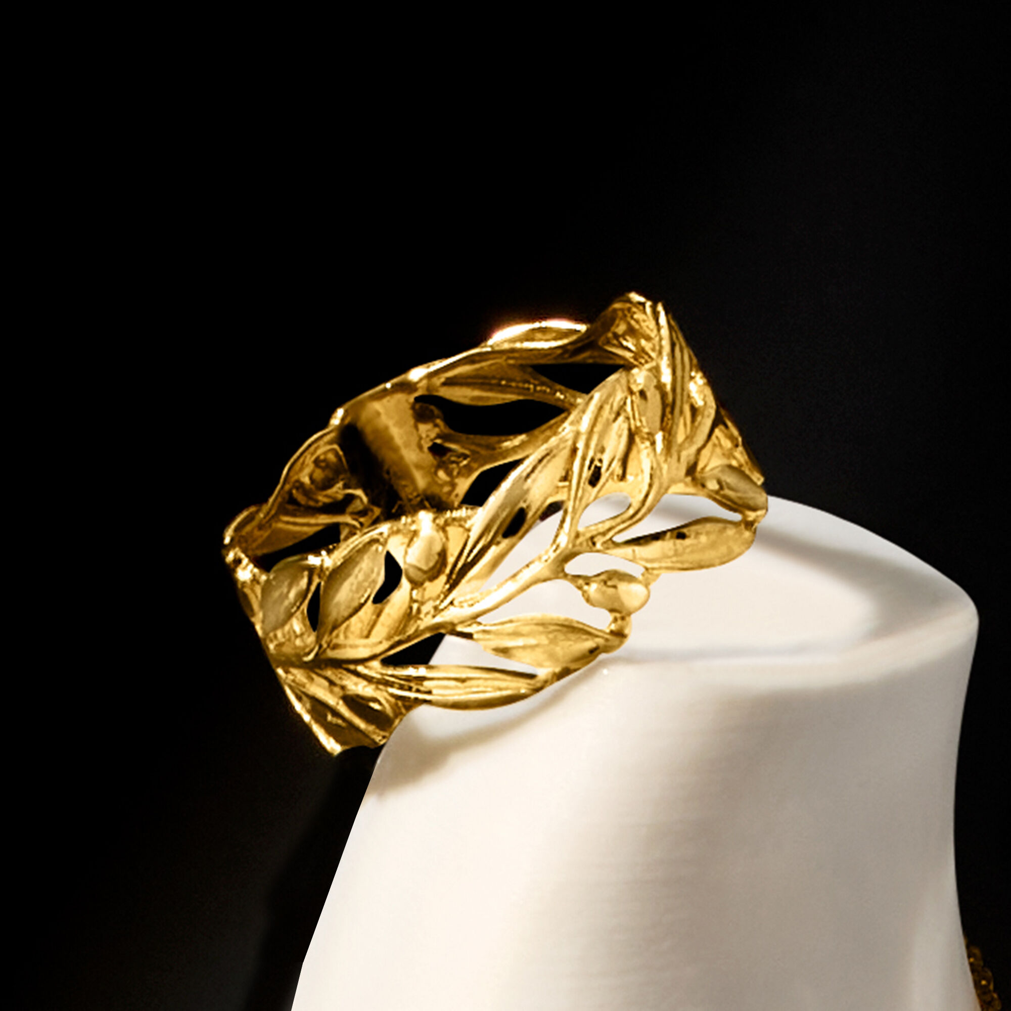 Italian 14kt Yellow Gold Openwork Leaf Ring