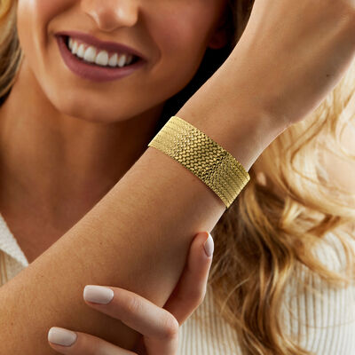 C. 1980 Vintage 18kt Yellow Gold Woven Mesh Wide Cuff Bracelet