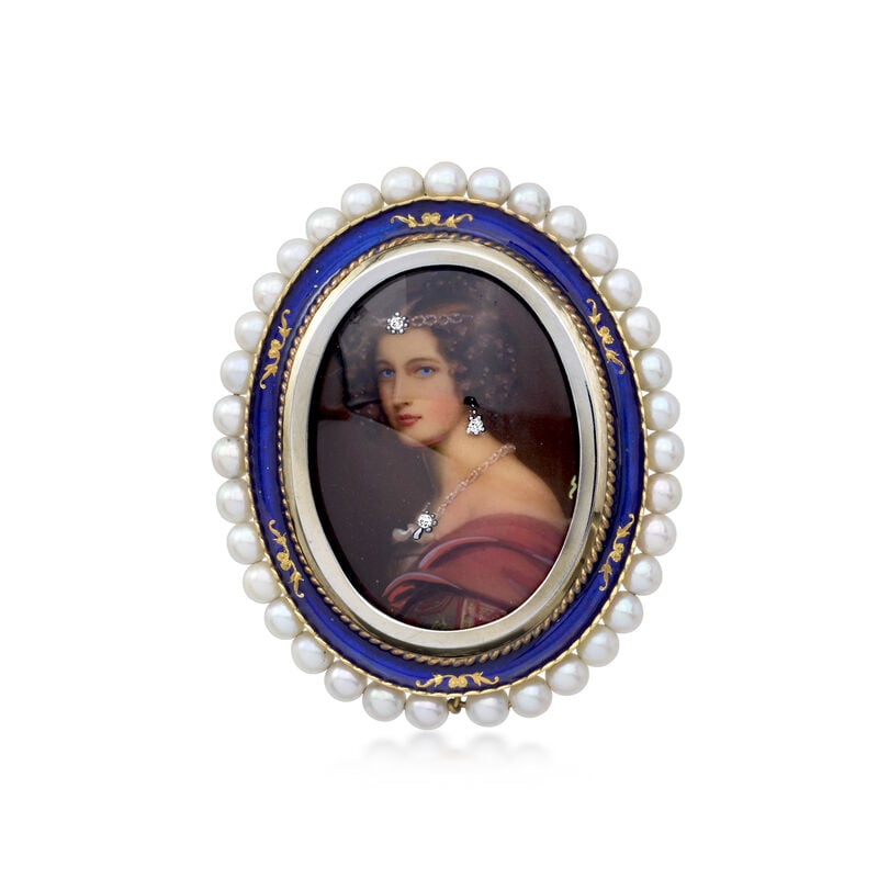 C. 1950 Vintage Left-Facing Painted Portrait Pin/Pendant with Diamonds and 3.3mm Cultured Pearls in 18kt Yellow Gold  image number 3