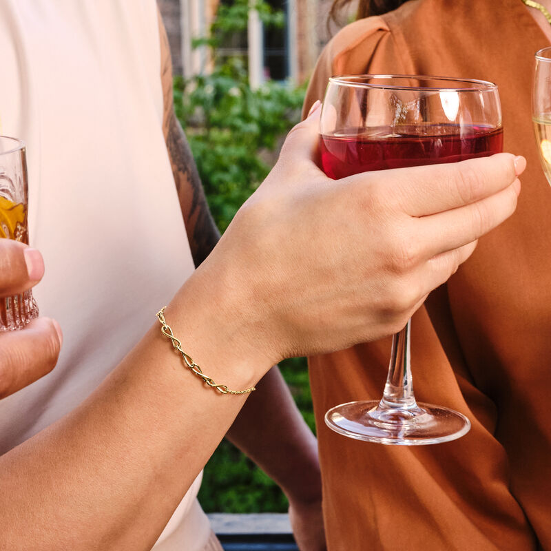 10kt Yellow Gold Twisted Infinity-Link Bracelet image number 1