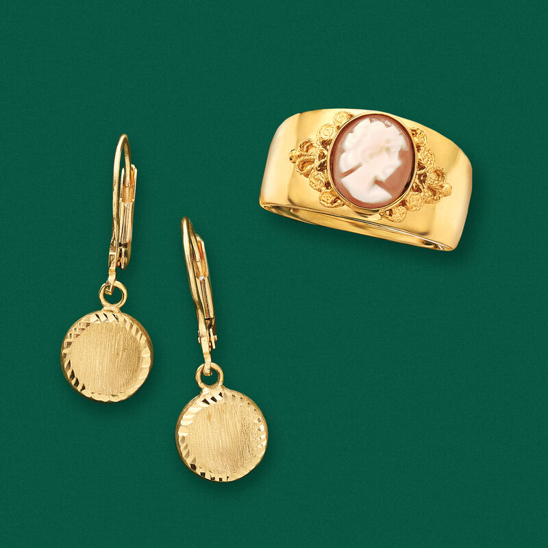 Italian Cameo Ring in 18kt Yellow Gold image number 3