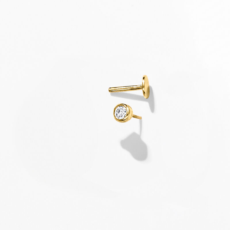 Bezel-Set Diamond Single Flat-Back Stud Earring in 14kt Yellow Gold image number 3