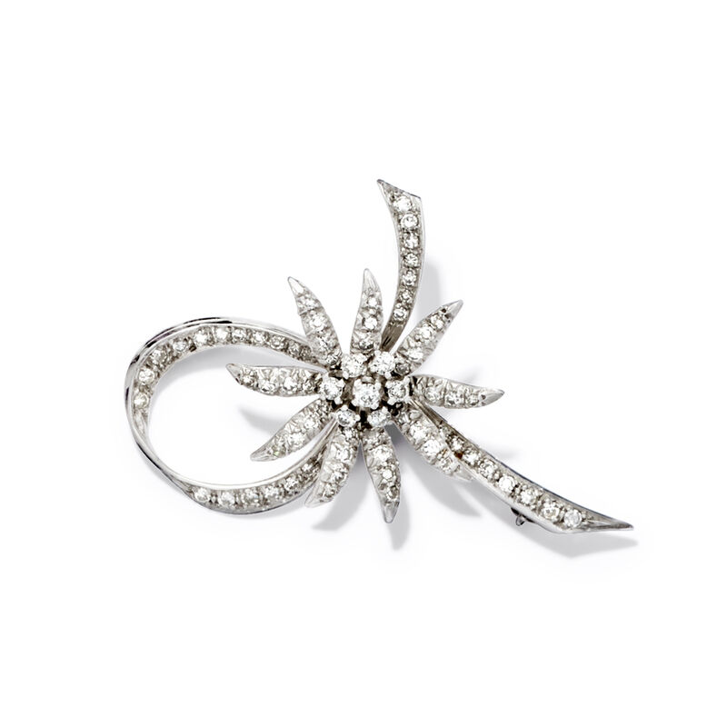 C. 1950 Vintage 1.60 ct. t.w. Diamond Flower Pin in 14kt White Gold image number 2