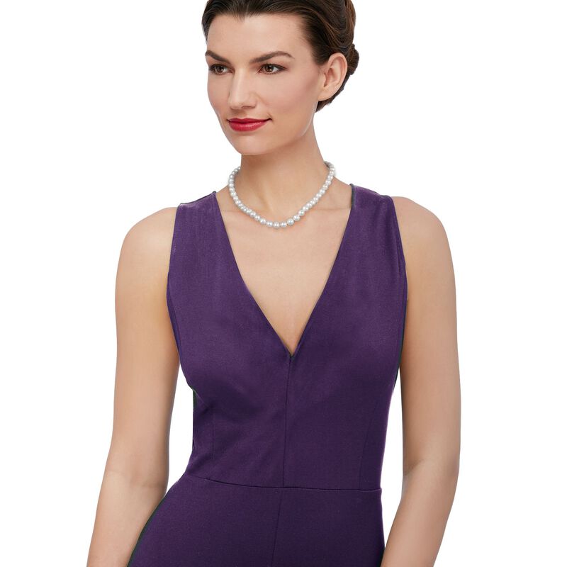 8.5-9.5mm Cultured Pearl Necklace with Free Earrings image number 4
