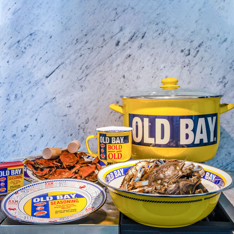 Golden Rabbit "Old Bay" 18 qt. Stock Pot image number 1