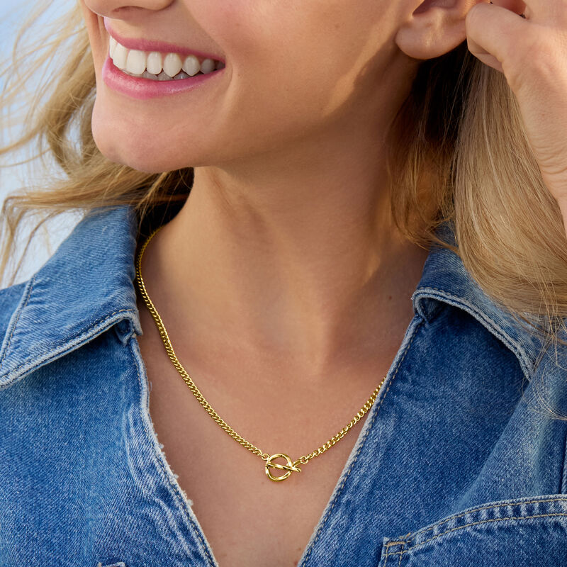 Italian 18kt Gold Vermeil Curb-Link Toggle Necklace image number 3