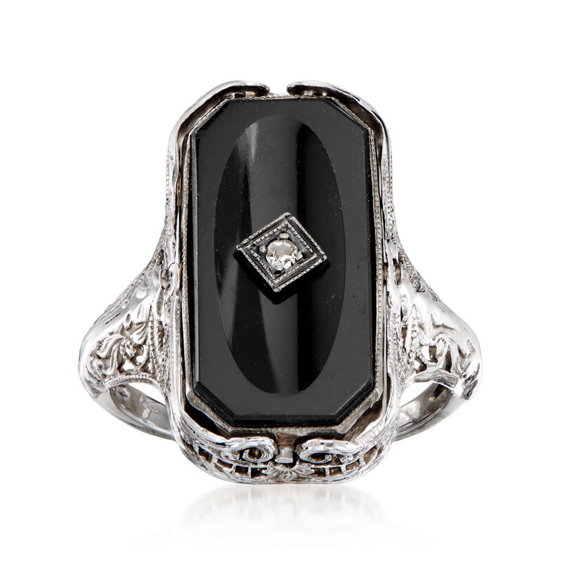 C. 1950 Vintage Brown Shell Cameo and Onyx Flip Ring with Diamond Accents in 14kt White Gold image number 3