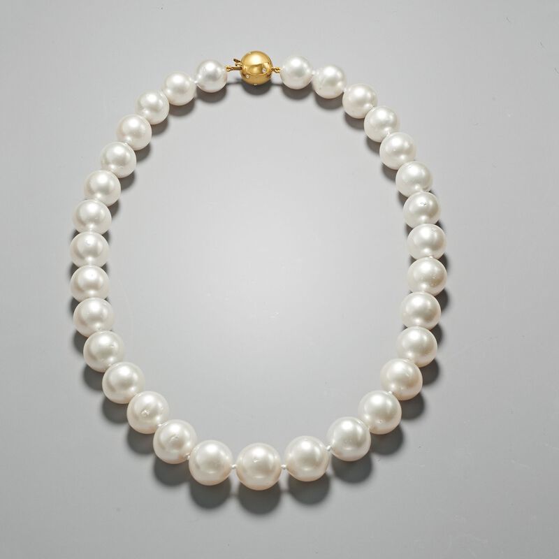 12-15mm Cultured South Sea Pearl Necklace with 14kt Yellow Gold image number 4