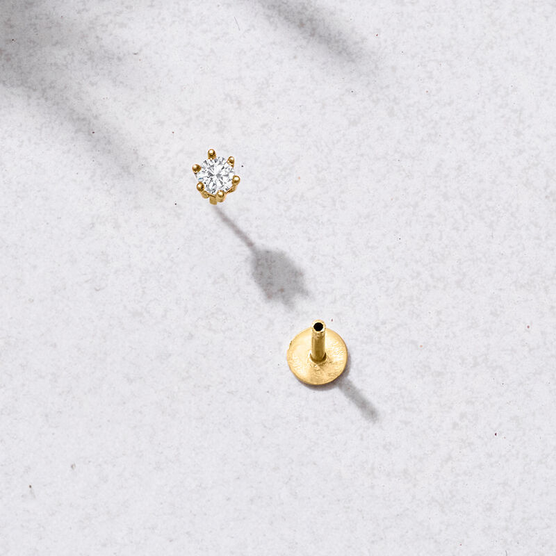 Diamond Single Flat-Back Stud Earring in 14kt Yellow Gold image number 3