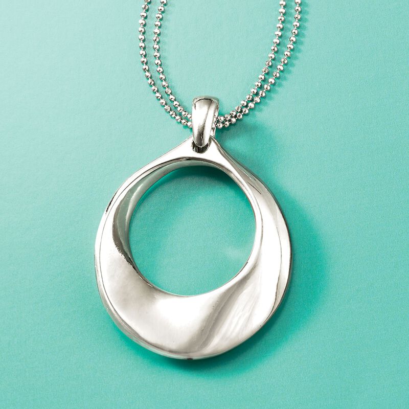 Italian Sterling Silver Open Circle Pendant Necklace. 18&quot; image number 2