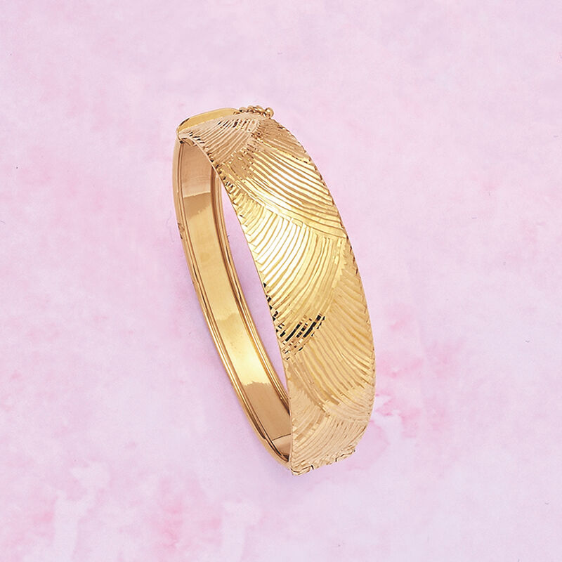 Italian 18kt Yellow Gold Fan Pattern Bangle Bracelet image number 2