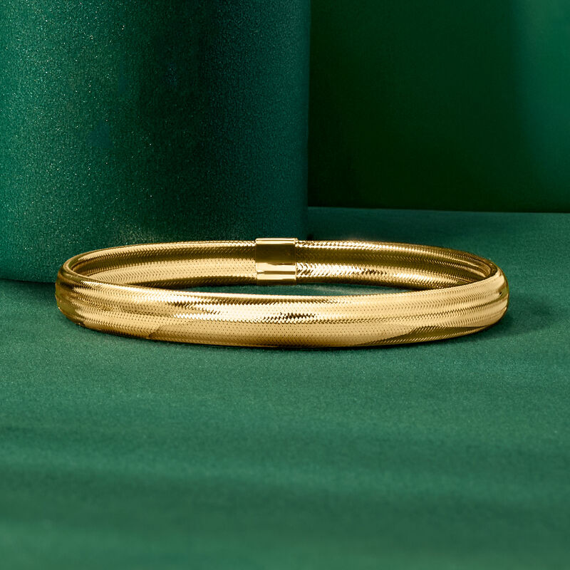 Italian 10kt Yellow Gold Mesh Stretch Bangle Bracelet image number 3