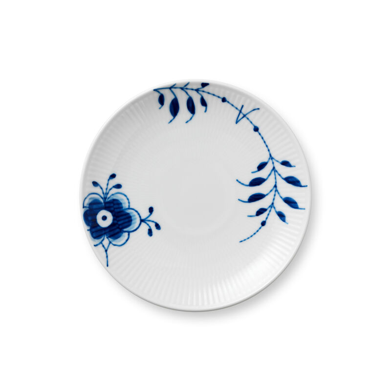 Royal Copenhagen &quot;Blue Fluted Mega&quot; Porcelain Dinnerware image number 1