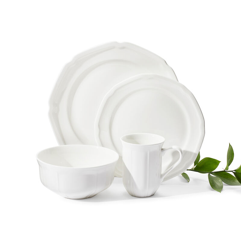 Mikasa &quot;Antique White&quot; Dinnerware Set image number 3