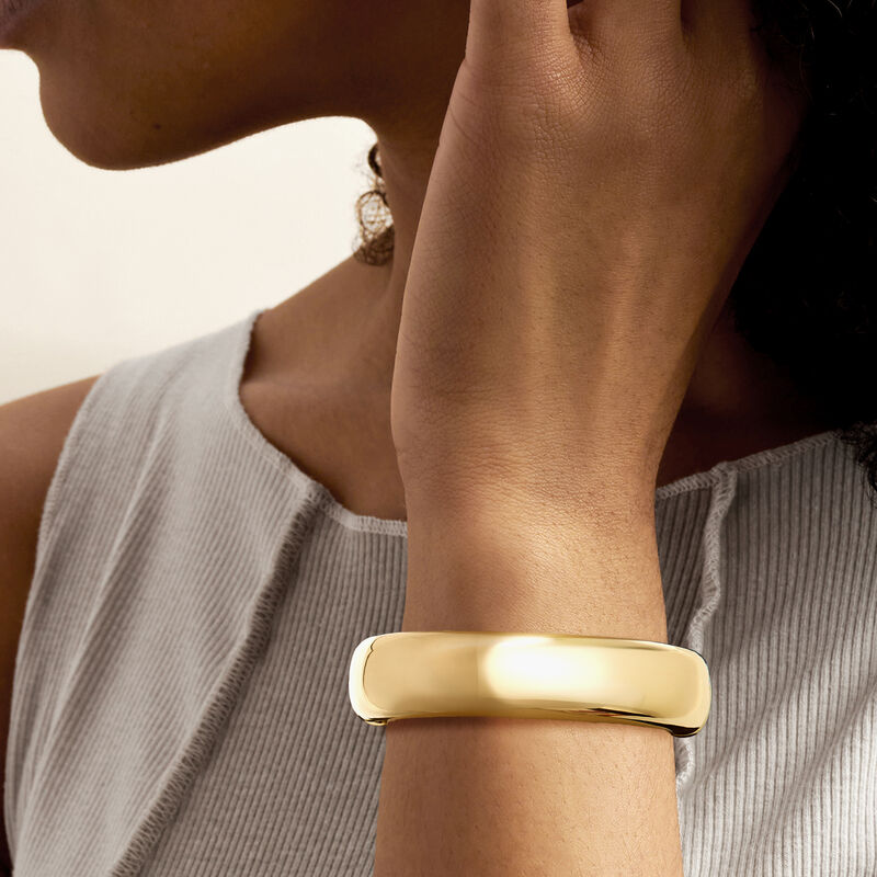 14kt Yellow Gold-Plated Rounded Bangle Bracelet image number 1