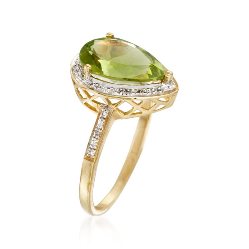 2.80 Carat Peridot and .10 ct. t.w. Diamond Ring in 14kt Yellow Gold image number 1