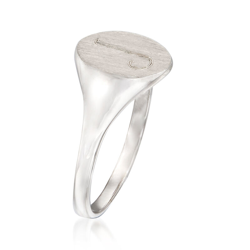14kt White Gold Single Initial Round Signet Ring image number 2