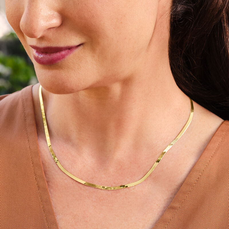 3mm 10kt Yellow Gold Herringbone Necklace image number 6