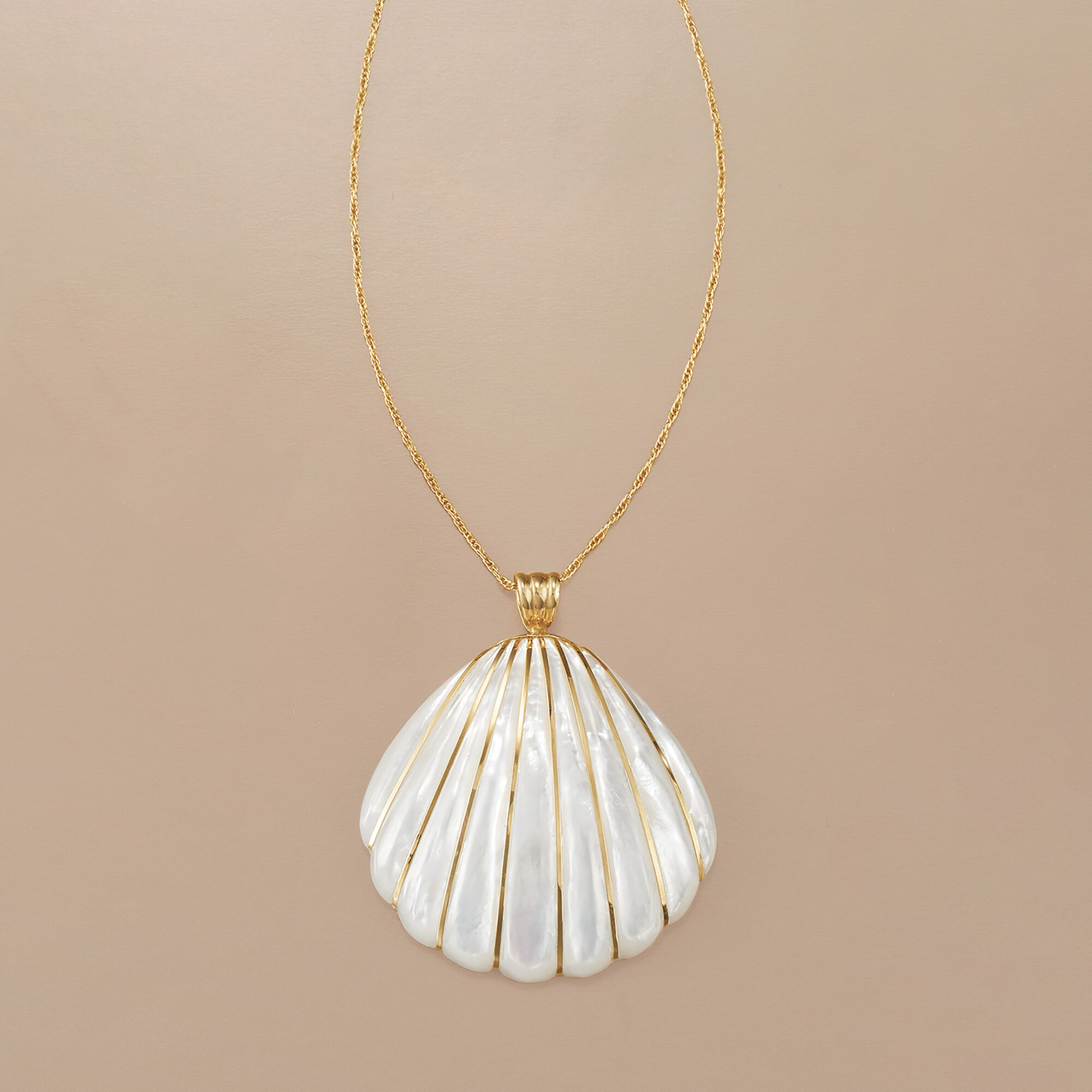 Mother-of-Pearl Seashell Pendant with 4-4.5mm Cultured Pearls in