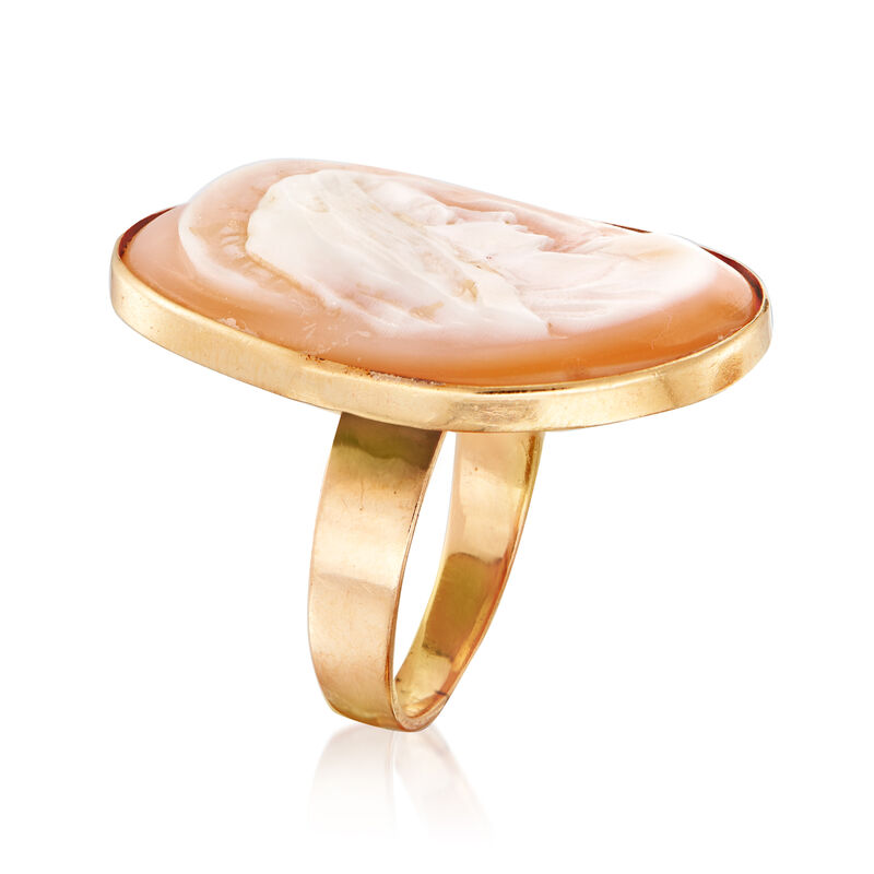 C. 1970 Vintage Pink Shell Cameo Ring in 14kt Yellow Gold. Size 8 image number 2